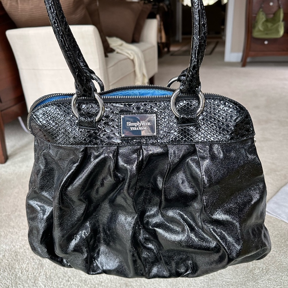 Vera Wang black shoulder bag